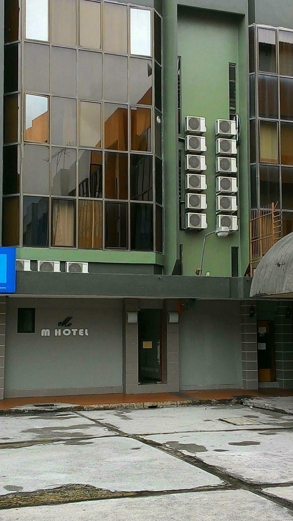Готель M Sadong Jaya Кота-Кінабалу Екстер'єр фото
